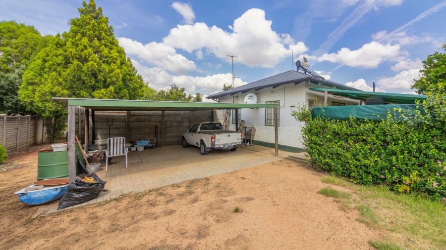 3 Bedroom Property for Sale in Morewag Free State